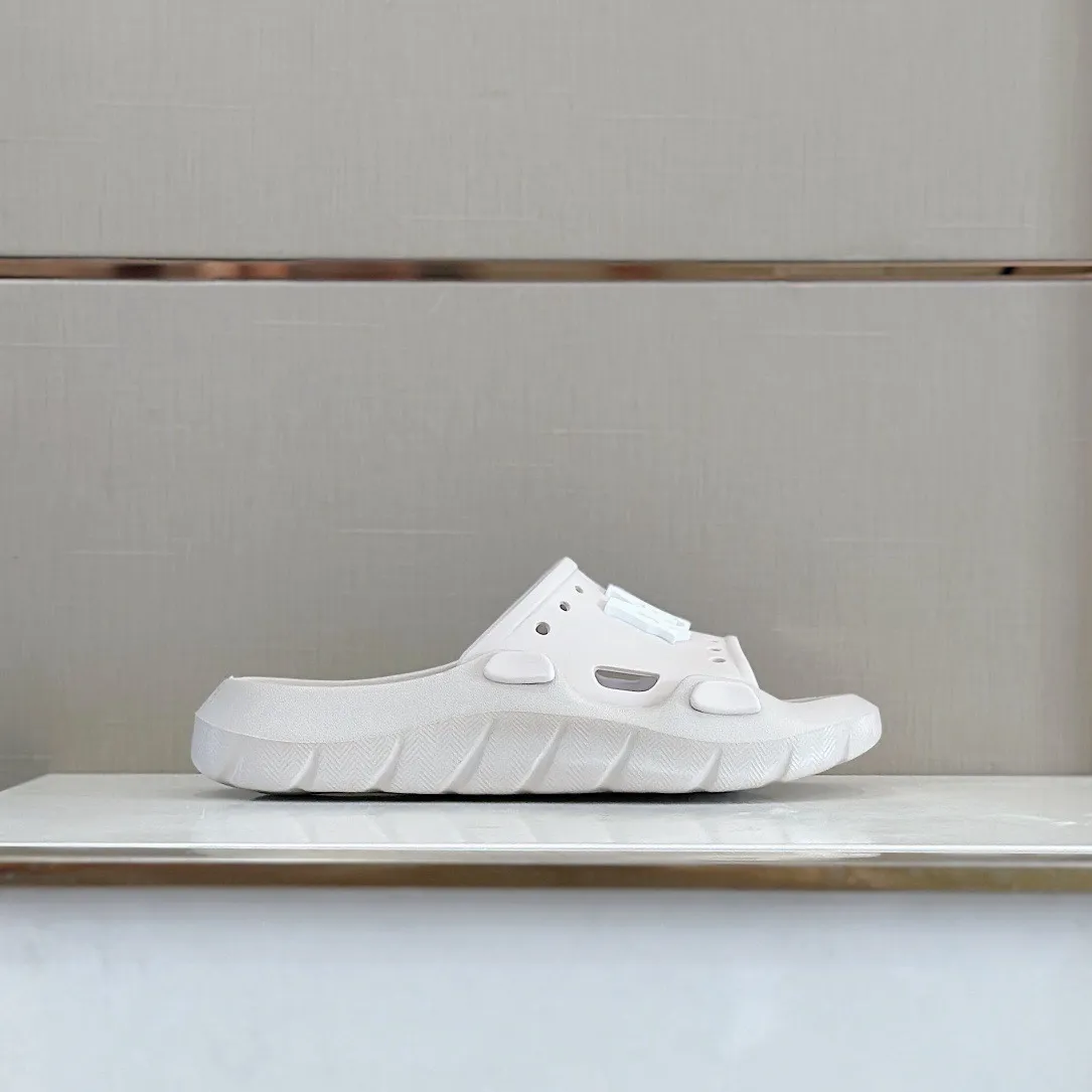 Men's shoes 💰P320💰amiri high-end boutique luxury slippers, 1:1 high-end quality, casual and sunny, loose and comfortable, the highest version of high-quality boutique, a must-have in summer! Code number: 39--46